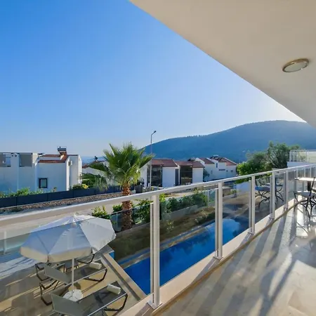 Lumiere 1, Located In The Kiziltas Area Of Kalkan, 8 Guests ヴィラ